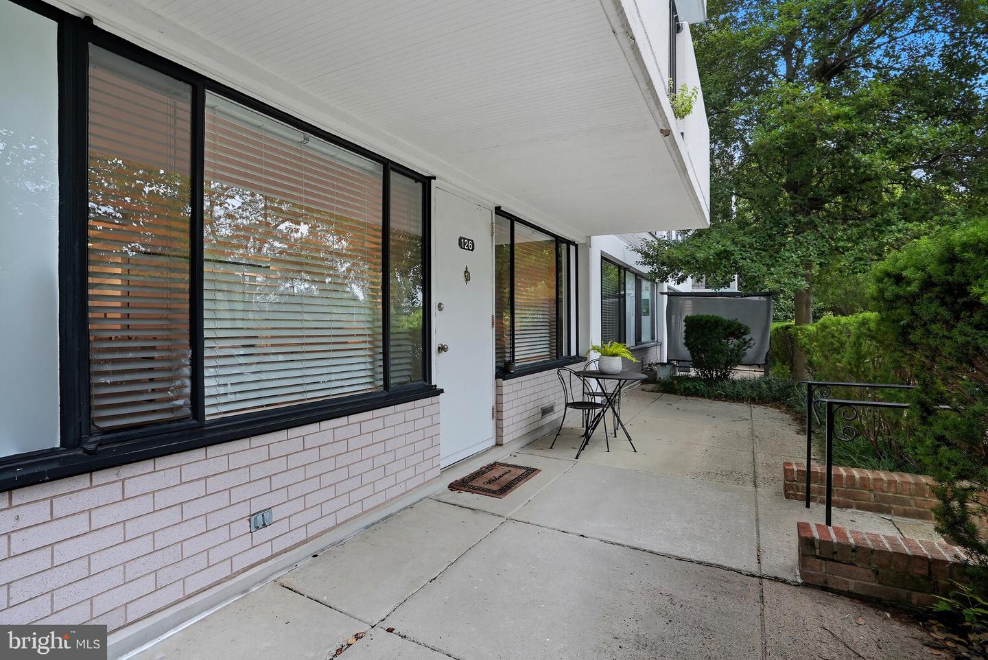 4501 ARLINGTON BLVD #126, ARLINGTON, Virginia 22203, 1 Bedroom Bedrooms, ,1 BathroomBathrooms,Residential,For sale,4501 ARLINGTON BLVD #126,VAAR2064410 MLS # VAAR2064410