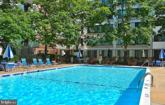 4501 ARLINGTON BLVD #126, ARLINGTON, Virginia 22203, 1 Bedroom Bedrooms, ,1 BathroomBathrooms,Residential,For sale,4501 ARLINGTON BLVD #126,VAAR2064410 MLS # VAAR2064410