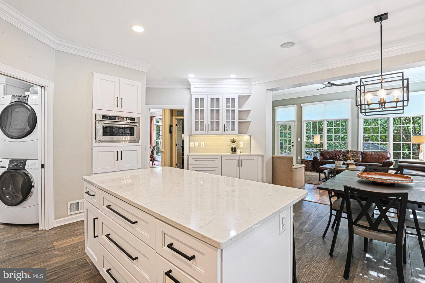 3831 FARRCROFT DR, FAIRFAX, Virginia 22030, 4 Bedrooms Bedrooms, ,4 BathroomsBathrooms,Residential,For sale,3831 FARRCROFT DR,VAFC2007124 MLS # VAFC2007124