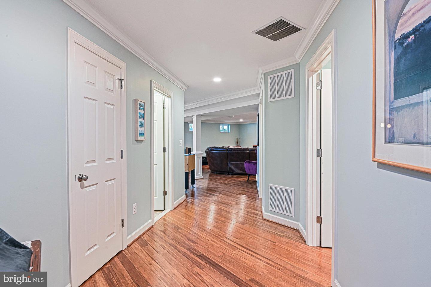 3831 FARRCROFT DR, FAIRFAX, Virginia 22030, 4 Bedrooms Bedrooms, ,4 BathroomsBathrooms,Residential,For sale,3831 FARRCROFT DR,VAFC2007124 MLS # VAFC2007124