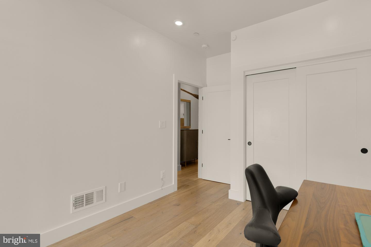 81 U ST NW #A, WASHINGTON, District Of Columbia 20001, 3 Bedrooms Bedrooms, ,3 BathroomsBathrooms,Residential,For sale,81 U ST NW #A,DCDC2225152 MLS # DCDC2225152
