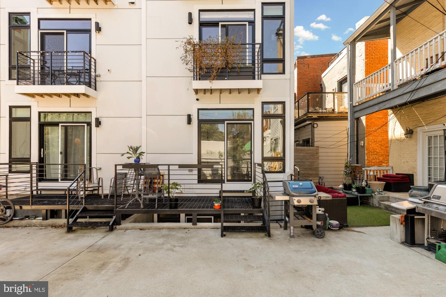 81 U ST NW #A, WASHINGTON, District Of Columbia 20001, 3 Bedrooms Bedrooms, ,3 BathroomsBathrooms,Residential,For sale,81 U ST NW #A,DCDC2225152 MLS # DCDC2225152