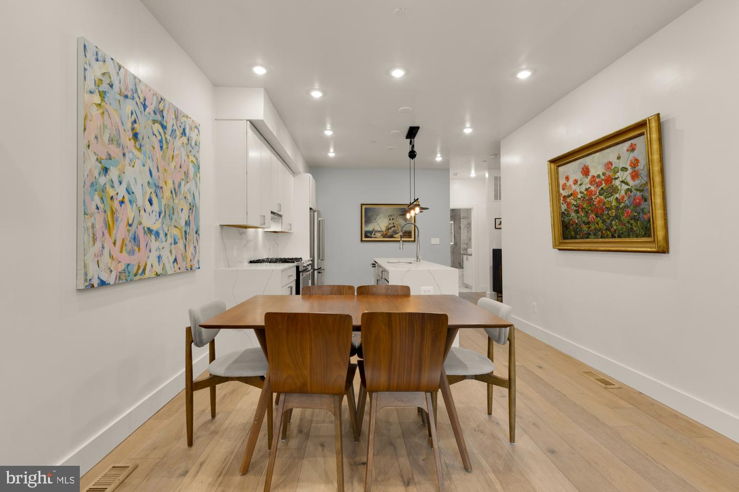 81 U ST NW #A, WASHINGTON, District Of Columbia 20001, 3 Bedrooms Bedrooms, ,3 BathroomsBathrooms,Residential,For sale,81 U ST NW #A,DCDC2225152 MLS # DCDC2225152