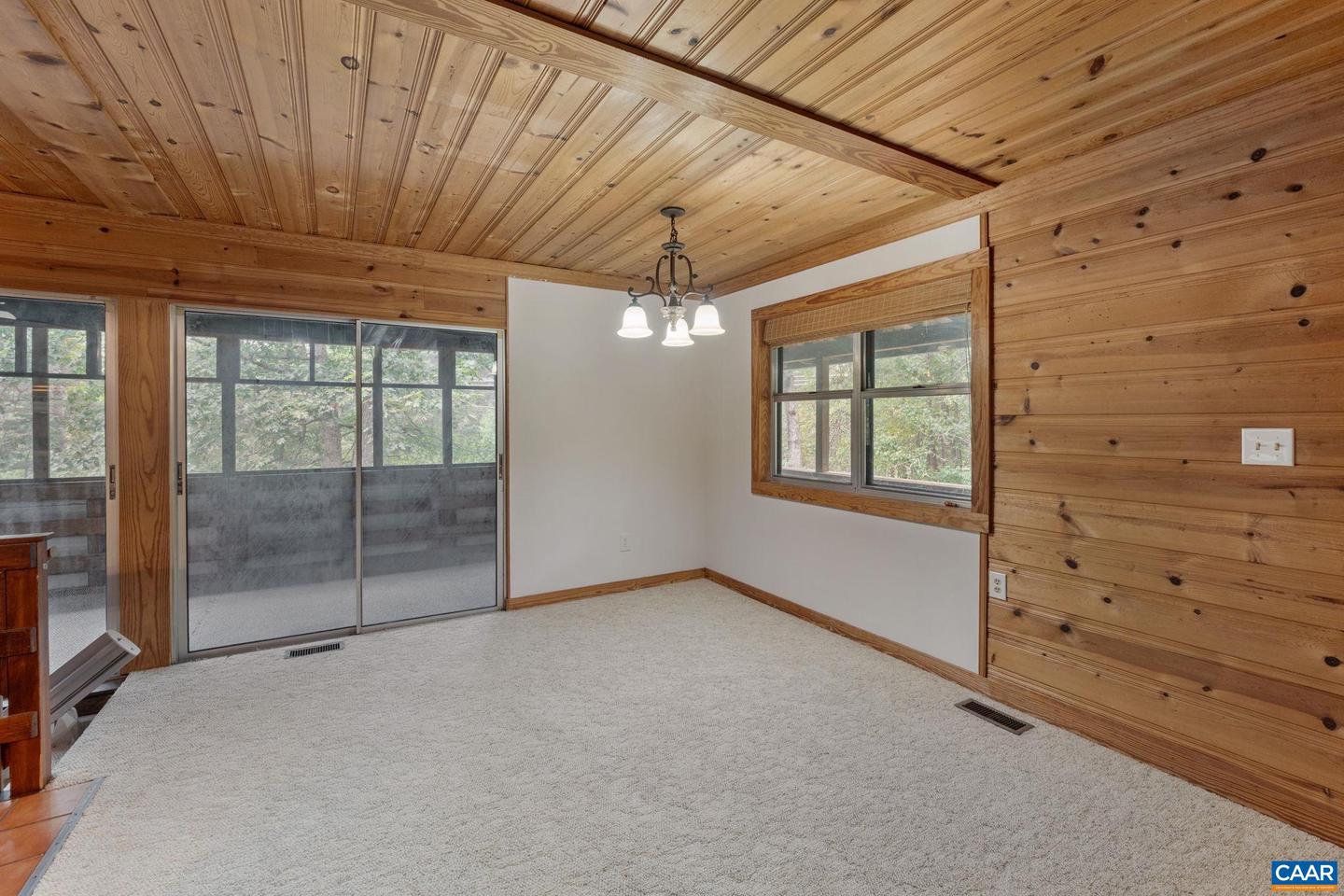 345 WALNUT SHADE RD, LOUISA, Virginia 23093, 2 Bedrooms Bedrooms, ,2 BathroomsBathrooms,Residential,For sale,345 WALNUT SHADE RD,669585 MLS # 669585