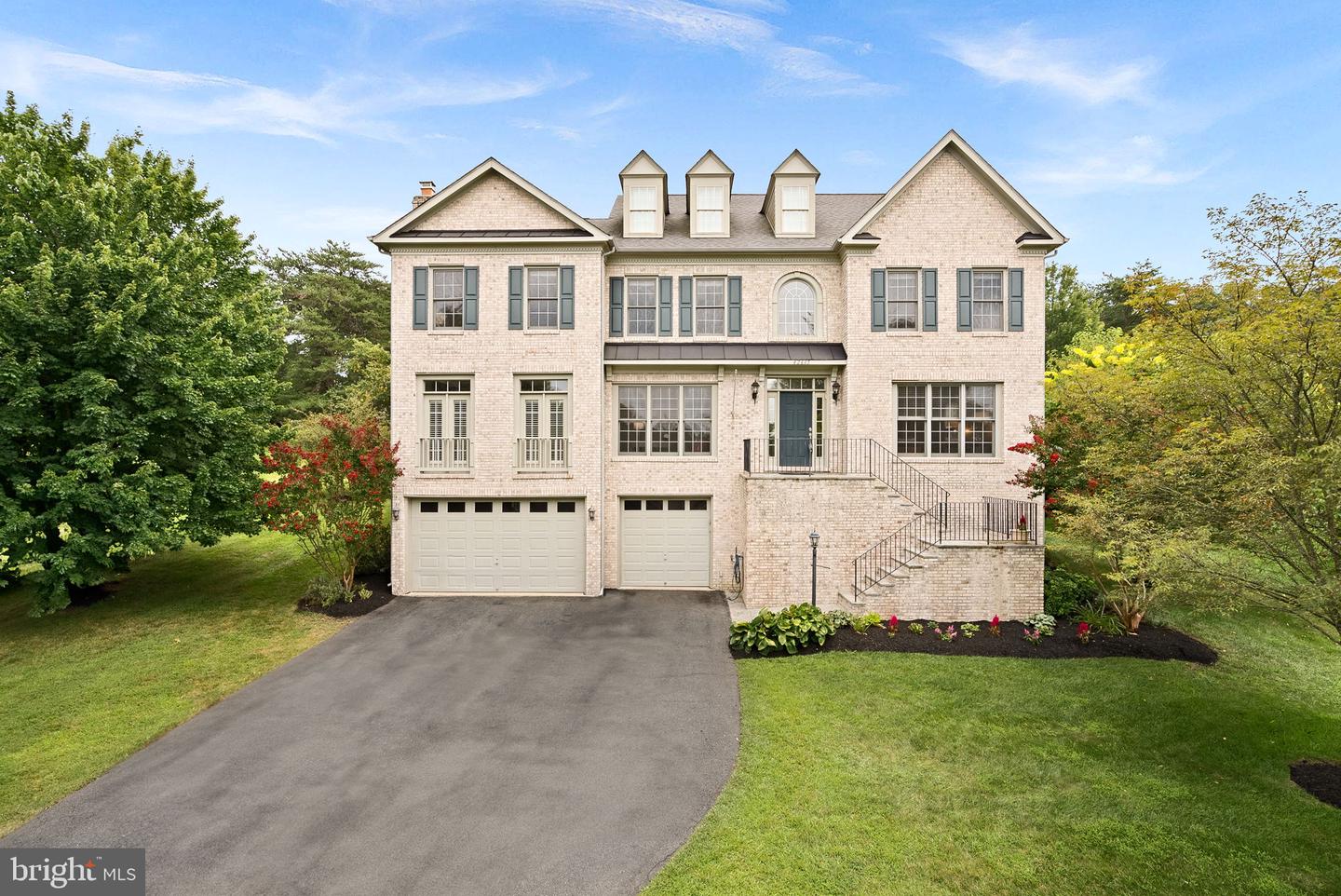 42645 COCHRANS LOCK DR, ASHBURN, Virginia 20148, 5 Bedrooms Bedrooms, 16 Rooms Rooms,4 BathroomsBathrooms,Residential,For sale,42645 COCHRANS LOCK DR,VALO2108058 MLS # VALO2108058