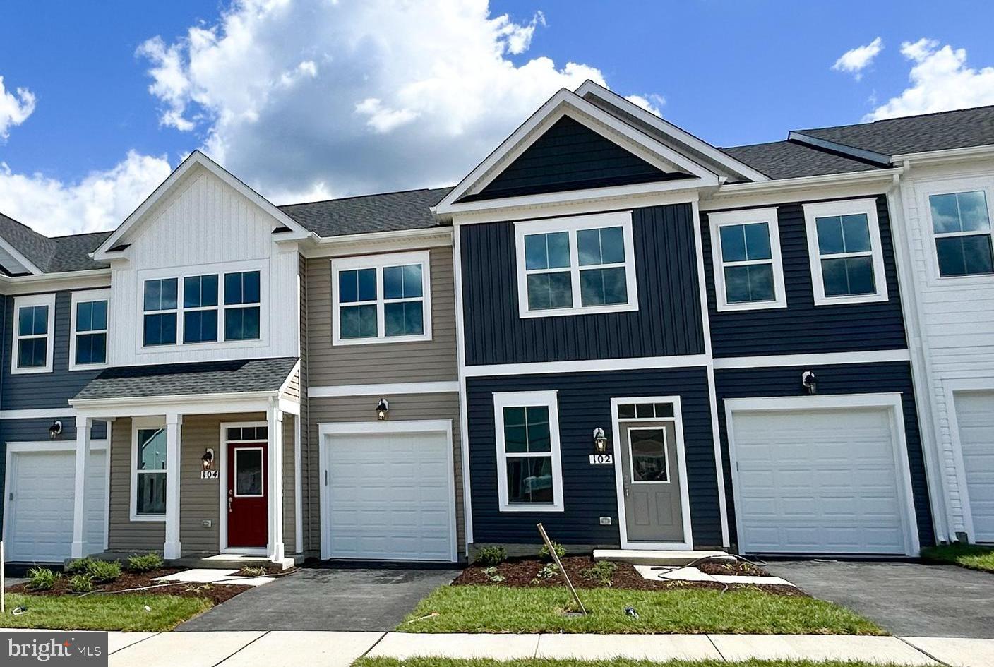 102 HEIRLOOM, WINCHESTER, Virginia 22603, 3 Bedrooms Bedrooms, ,2 BathroomsBathrooms,Residential,For sale,102 HEIRLOOM,VAFV2037174 MLS # VAFV2037174