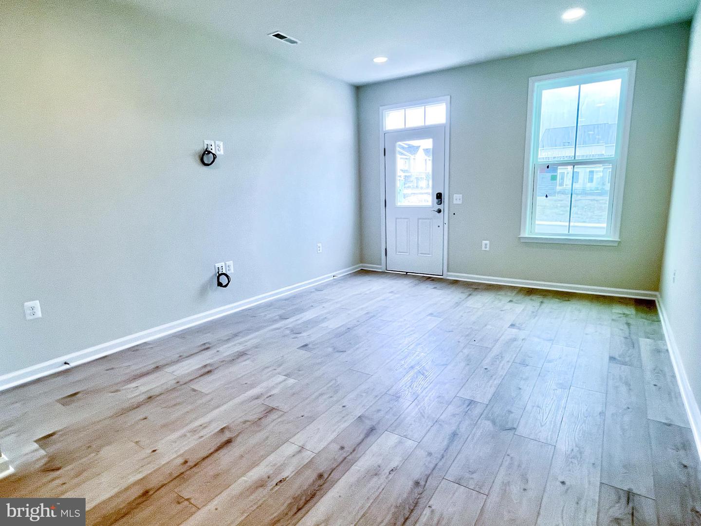 102 HEIRLOOM, WINCHESTER, Virginia 22603, 3 Bedrooms Bedrooms, ,2 BathroomsBathrooms,Residential,For sale,102 HEIRLOOM,VAFV2037174 MLS # VAFV2037174