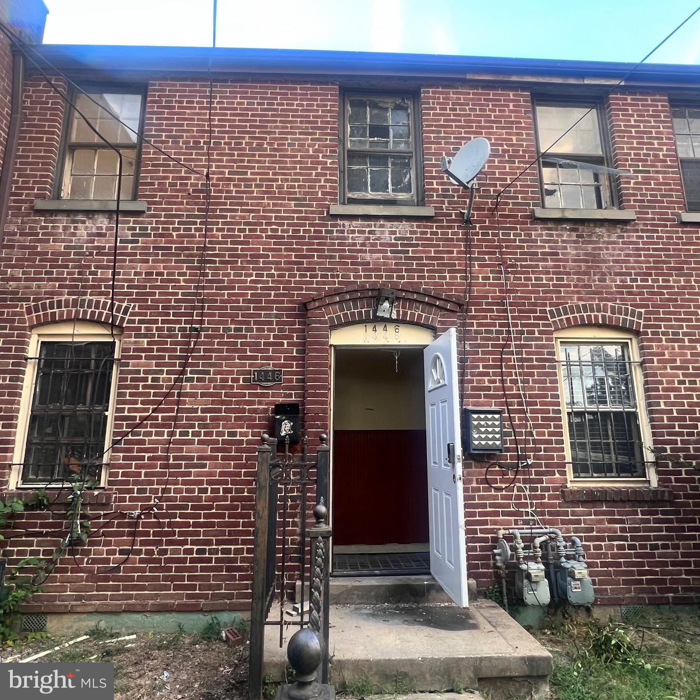 WASHINGTON, District Of Columbia 20032, 5 Bedrooms Bedrooms, ,1 BathroomBathrooms,Residential,For sale,DCDC2225174 MLS # DCDC2225174