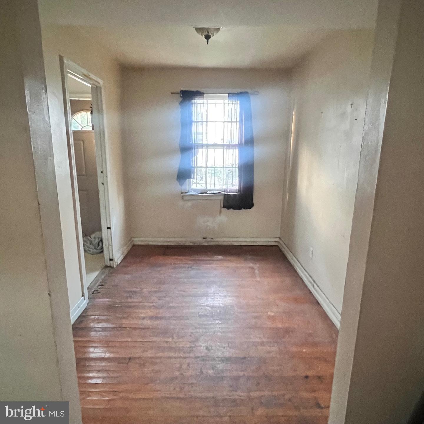WASHINGTON, District Of Columbia 20032, 5 Bedrooms Bedrooms, ,1 BathroomBathrooms,Residential,For sale,DCDC2225174 MLS # DCDC2225174