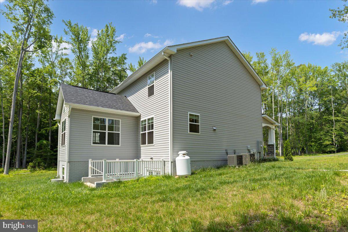 30 SOUTHERN VIEW DR, STAFFORD, Virginia 22554, 7 Bedrooms Bedrooms, ,3 BathroomsBathrooms,Residential,For sale,30 SOUTHERN VIEW DR,VAST2043208 MLS # VAST2043208
