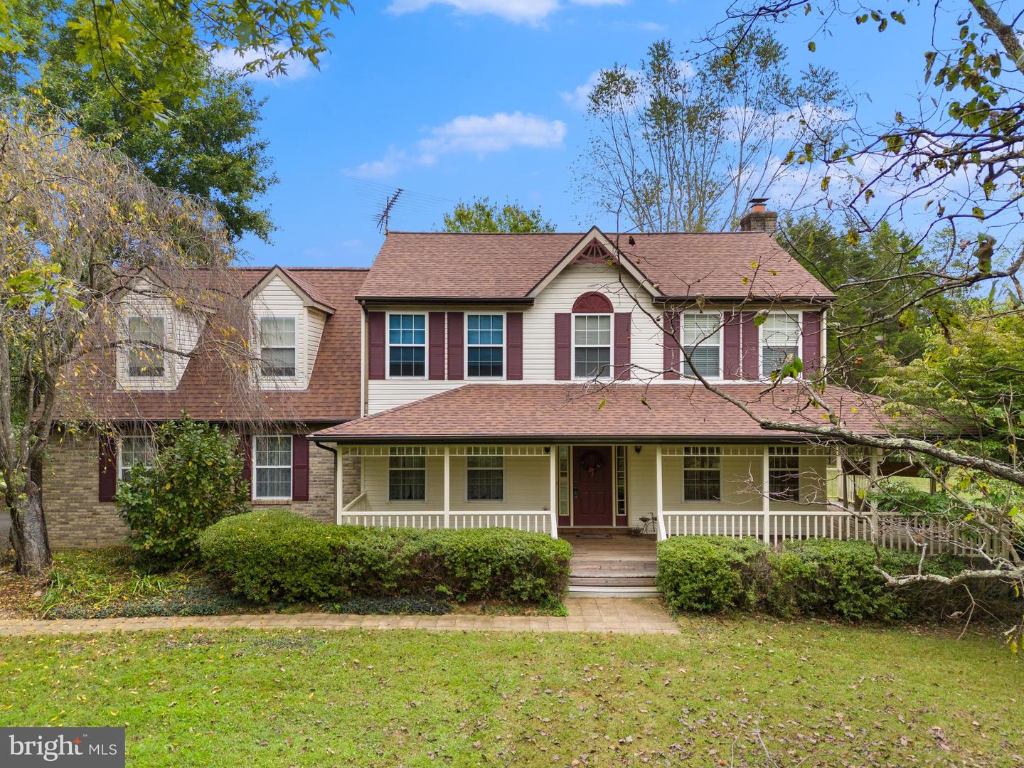 16371 QUAIL RIDGE DR, AMISSVILLE, Virginia 20106, 3 Bedrooms Bedrooms, ,2 BathroomsBathrooms,Residential,For sale,16371 QUAIL RIDGE DR,VACU2008634 MLS # VACU2008634