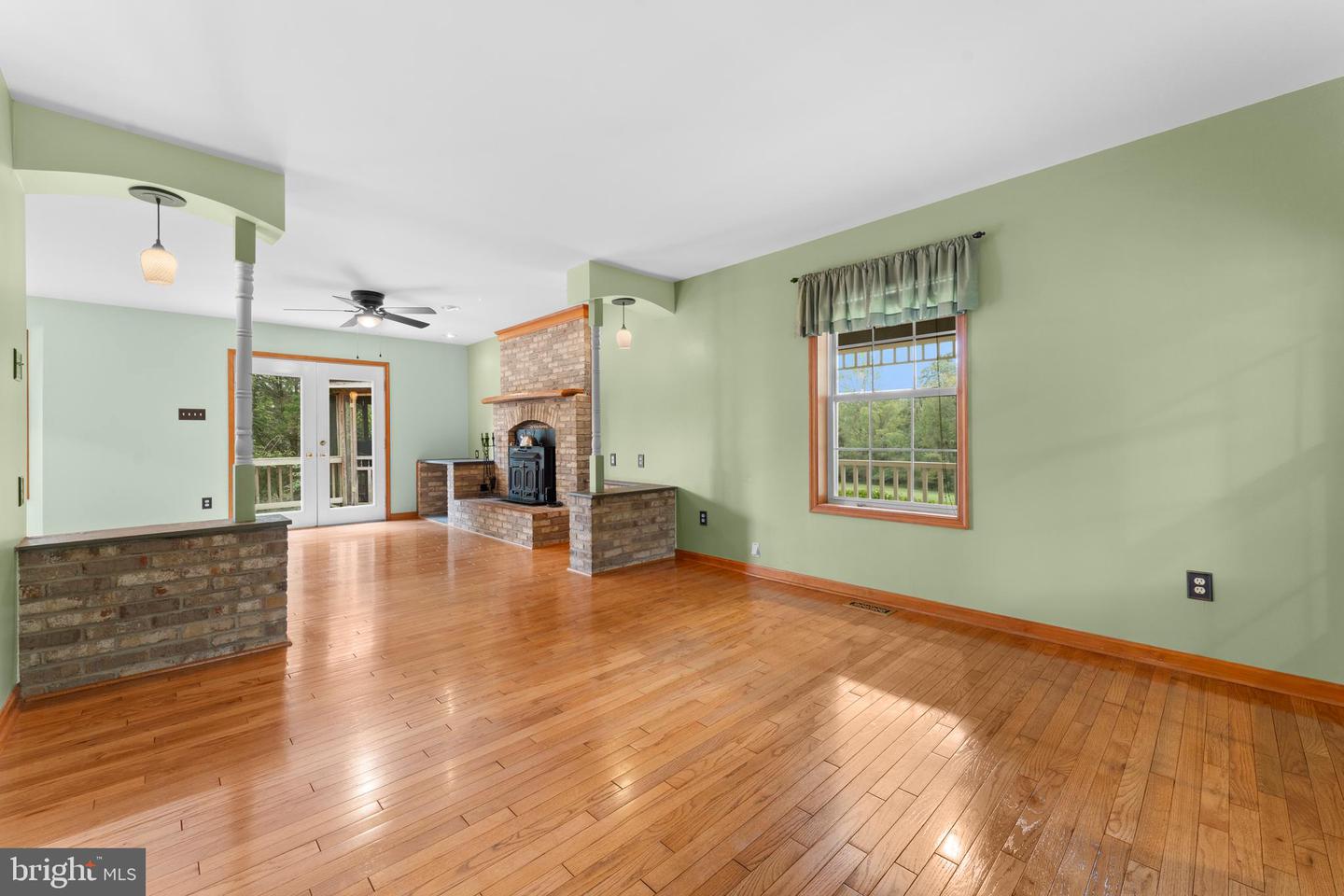 16371 QUAIL RIDGE DR, AMISSVILLE, Virginia 20106, 3 Bedrooms Bedrooms, ,2 BathroomsBathrooms,Residential,For sale,16371 QUAIL RIDGE DR,VACU2008634 MLS # VACU2008634