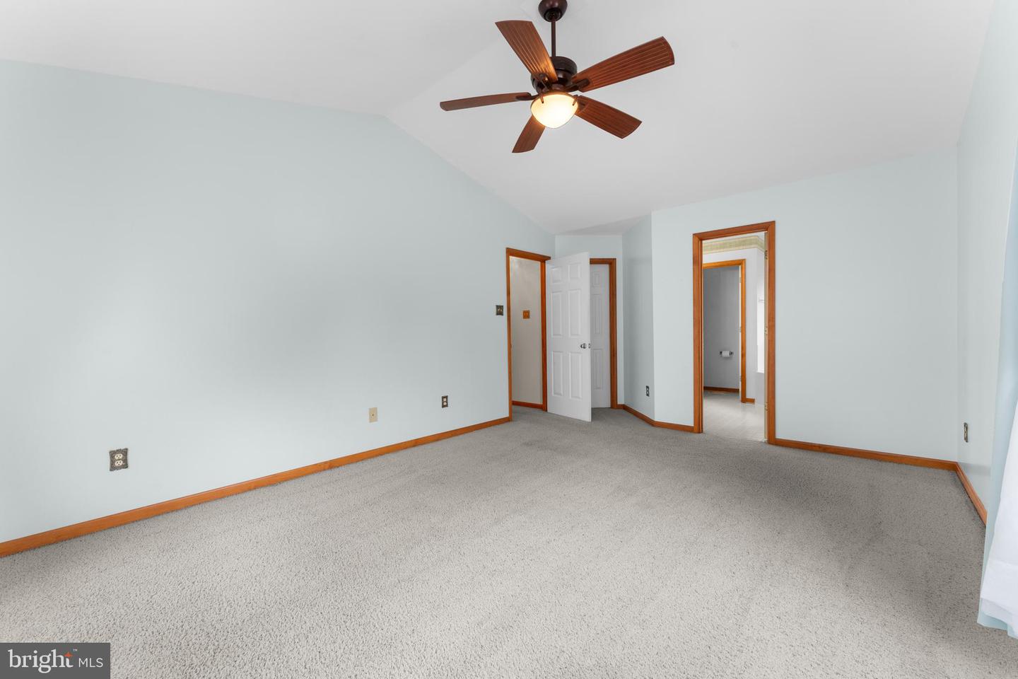 16371 QUAIL RIDGE DR, AMISSVILLE, Virginia 20106, 3 Bedrooms Bedrooms, ,2 BathroomsBathrooms,Residential,For sale,16371 QUAIL RIDGE DR,VACU2008634 MLS # VACU2008634