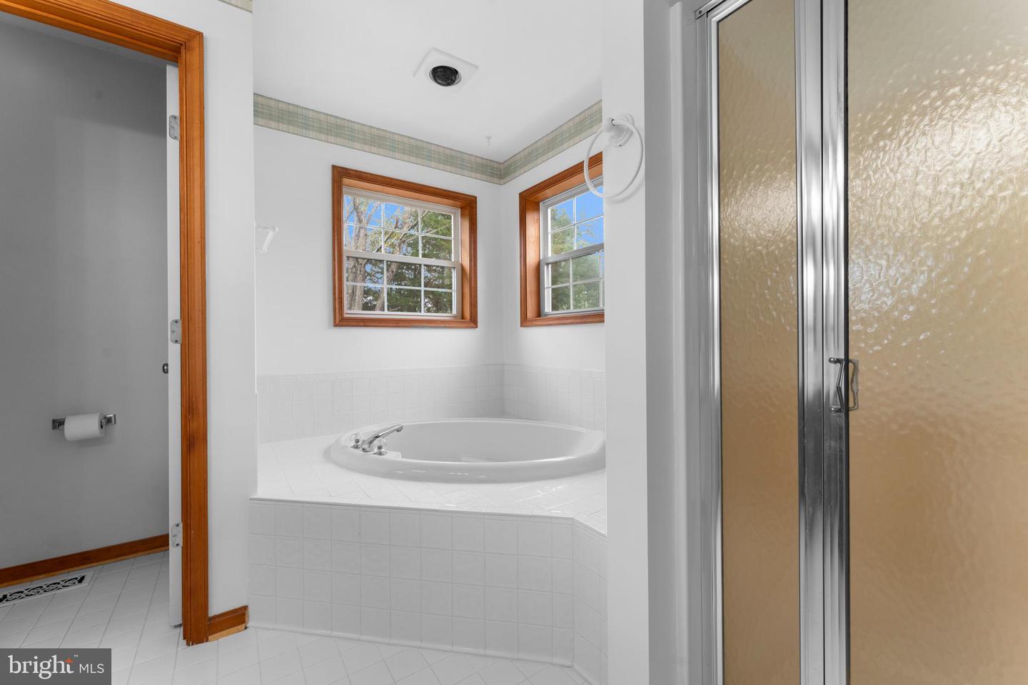 16371 QUAIL RIDGE DR, AMISSVILLE, Virginia 20106, 3 Bedrooms Bedrooms, ,2 BathroomsBathrooms,Residential,For sale,16371 QUAIL RIDGE DR,VACU2008634 MLS # VACU2008634