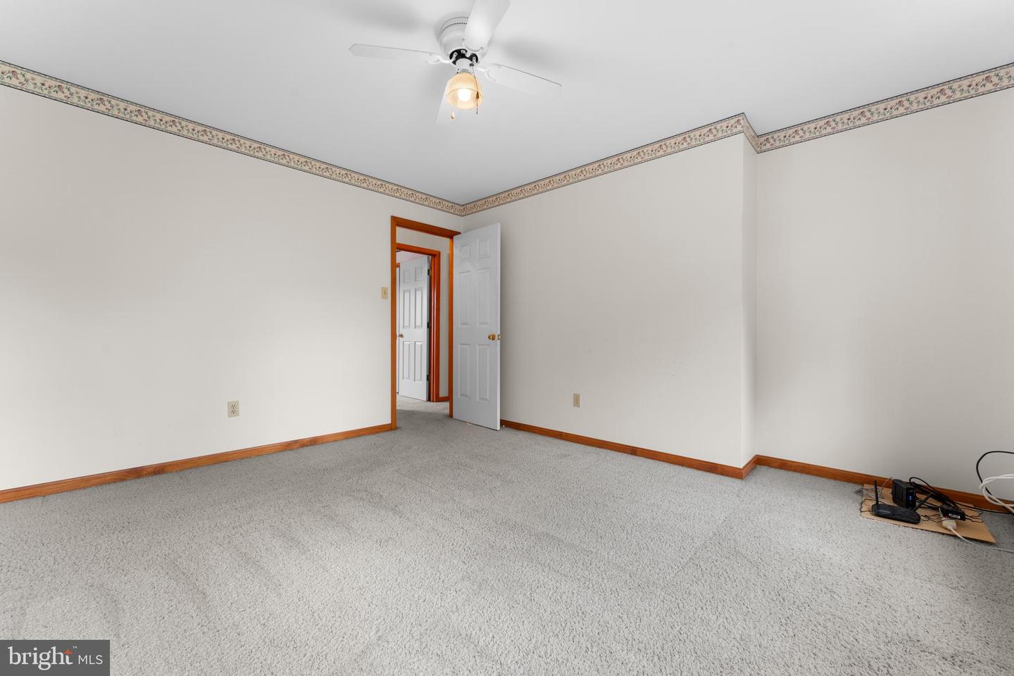 16371 QUAIL RIDGE DR, AMISSVILLE, Virginia 20106, 3 Bedrooms Bedrooms, ,2 BathroomsBathrooms,Residential,For sale,16371 QUAIL RIDGE DR,VACU2008634 MLS # VACU2008634