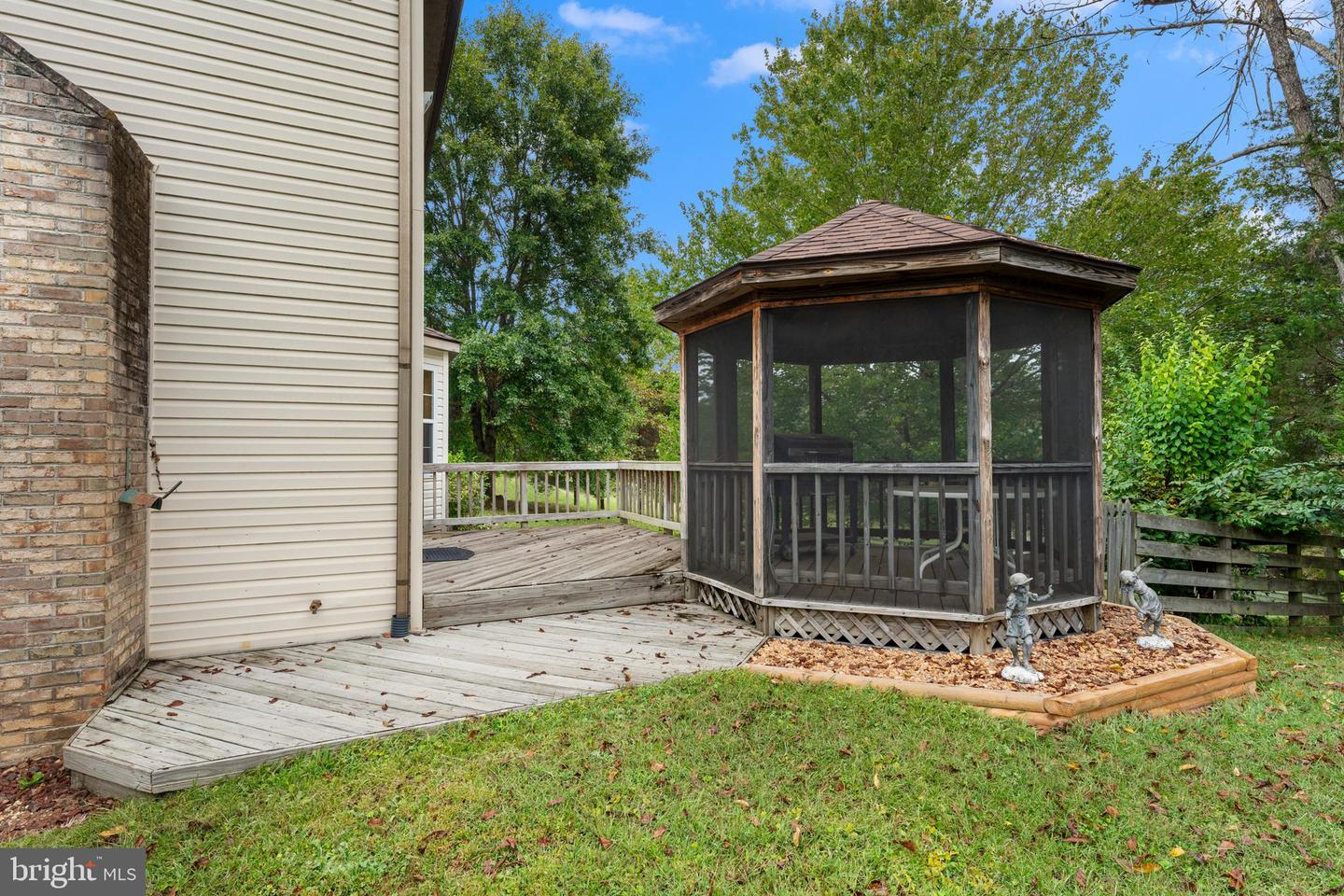 16371 QUAIL RIDGE DR, AMISSVILLE, Virginia 20106, 3 Bedrooms Bedrooms, ,2 BathroomsBathrooms,Residential,For sale,16371 QUAIL RIDGE DR,VACU2008634 MLS # VACU2008634