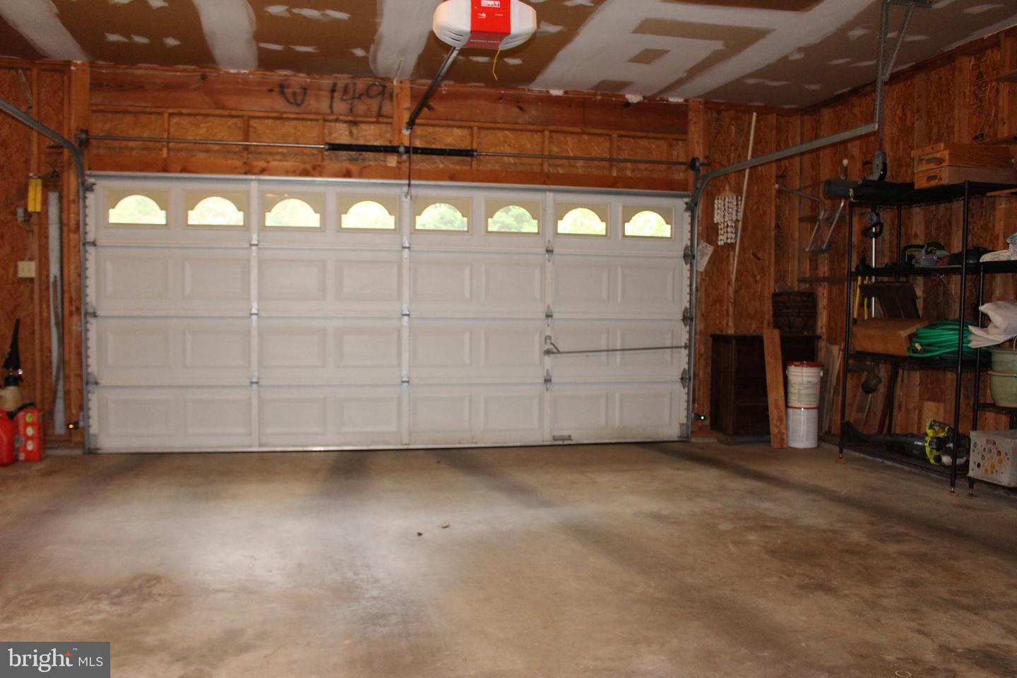 16371 QUAIL RIDGE DR, AMISSVILLE, Virginia 20106, 3 Bedrooms Bedrooms, ,2 BathroomsBathrooms,Residential,For sale,16371 QUAIL RIDGE DR,VACU2008634 MLS # VACU2008634