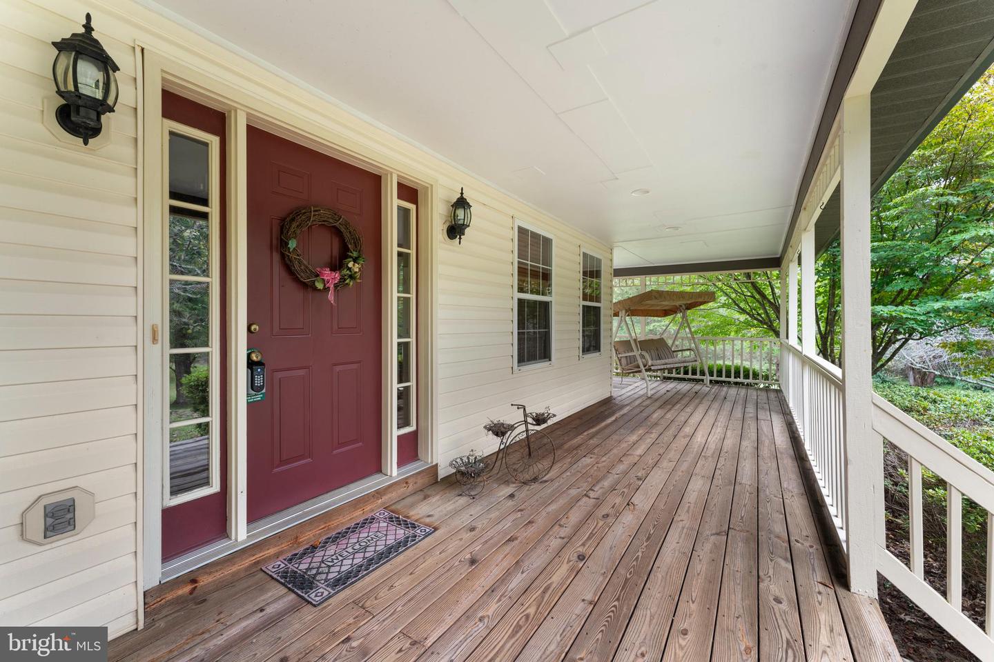 16371 QUAIL RIDGE DR, AMISSVILLE, Virginia 20106, 3 Bedrooms Bedrooms, ,2 BathroomsBathrooms,Residential,For sale,16371 QUAIL RIDGE DR,VACU2008634 MLS # VACU2008634