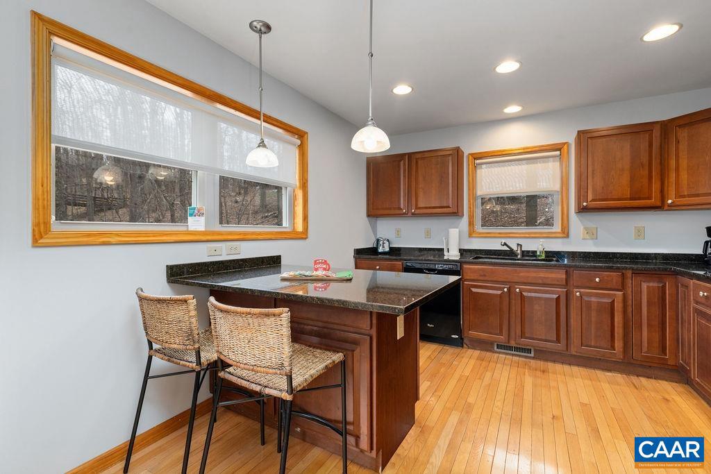 30 STONY COVE LN, WINTERGREEN, Virginia 22967, 3 Bedrooms Bedrooms, ,3 BathroomsBathrooms,Residential,For sale,30 STONY COVE LN,662906 MLS # 662906