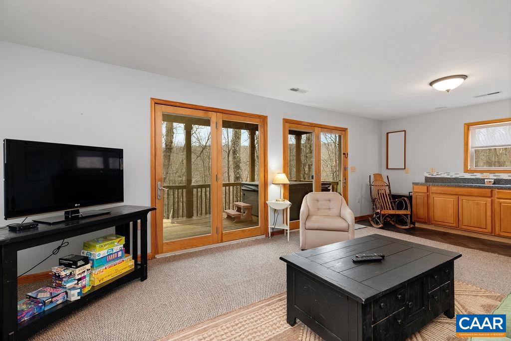 30 STONY COVE LN, WINTERGREEN, Virginia 22967, 3 Bedrooms Bedrooms, ,3 BathroomsBathrooms,Residential,For sale,30 STONY COVE LN,662906 MLS # 662906