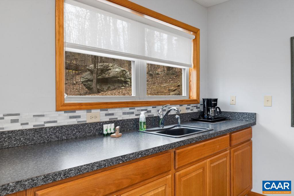 30 STONY COVE LN, WINTERGREEN, Virginia 22967, 3 Bedrooms Bedrooms, ,3 BathroomsBathrooms,Residential,For sale,30 STONY COVE LN,662906 MLS # 662906