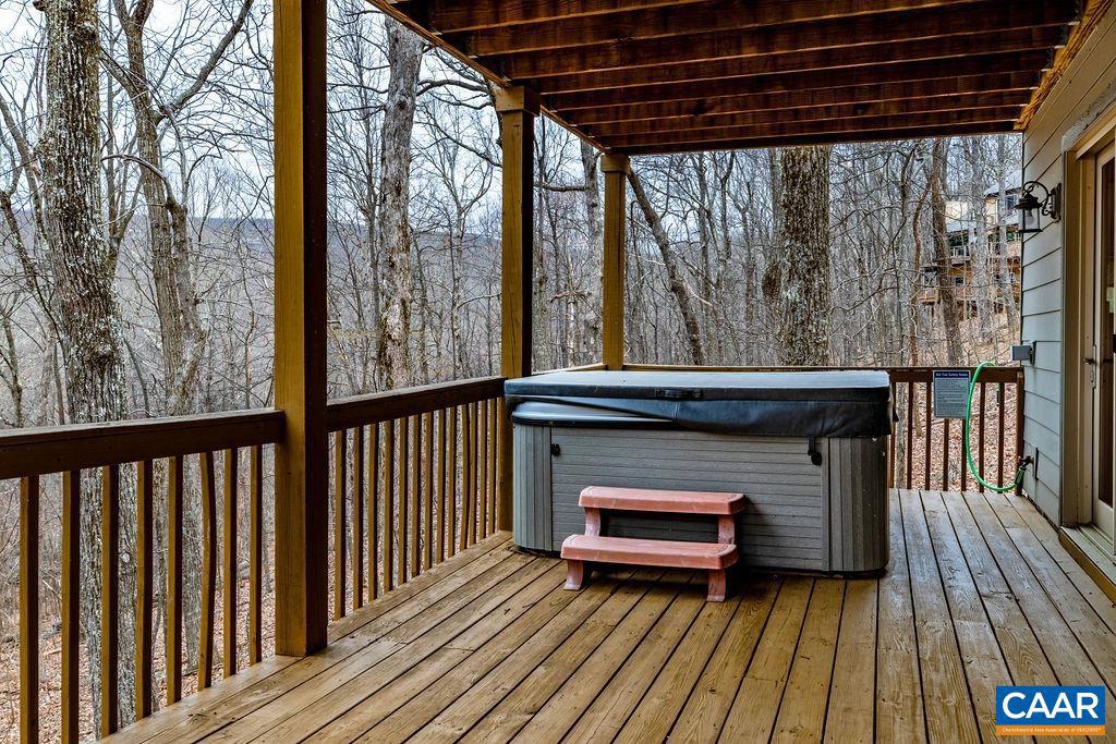 30 STONY COVE LN, WINTERGREEN, Virginia 22967, 3 Bedrooms Bedrooms, ,3 BathroomsBathrooms,Residential,For sale,30 STONY COVE LN,662906 MLS # 662906