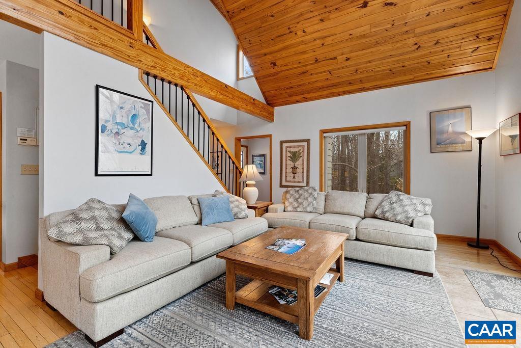 30 STONY COVE LN, WINTERGREEN, Virginia 22967, 3 Bedrooms Bedrooms, ,3 BathroomsBathrooms,Residential,For sale,30 STONY COVE LN,662906 MLS # 662906