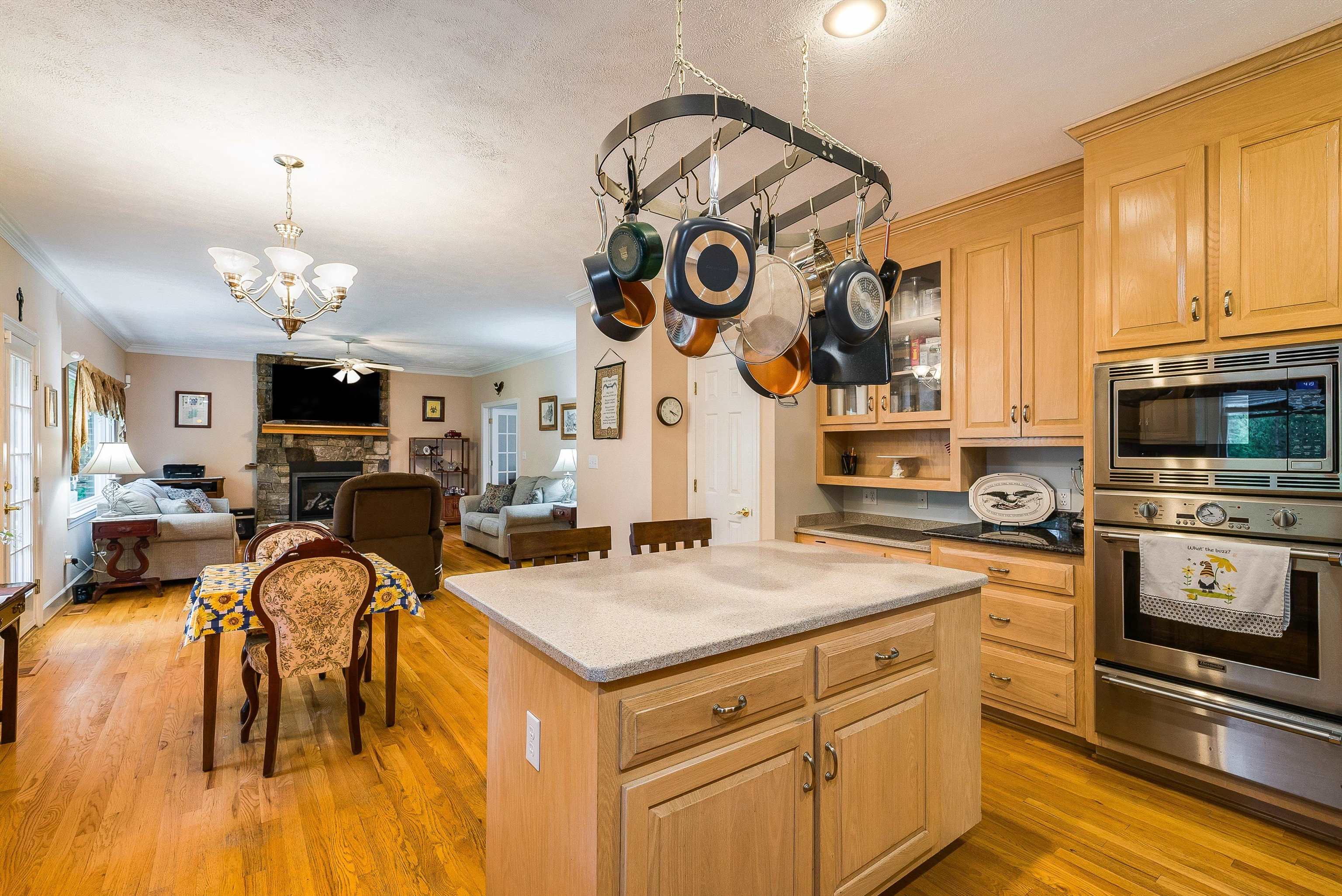 505 PELHAM DR, WAYNESBORO, Virginia 22980, 4 Bedrooms Bedrooms, ,2 BathroomsBathrooms,Residential,505 PELHAM DR,669606 MLS # 669606