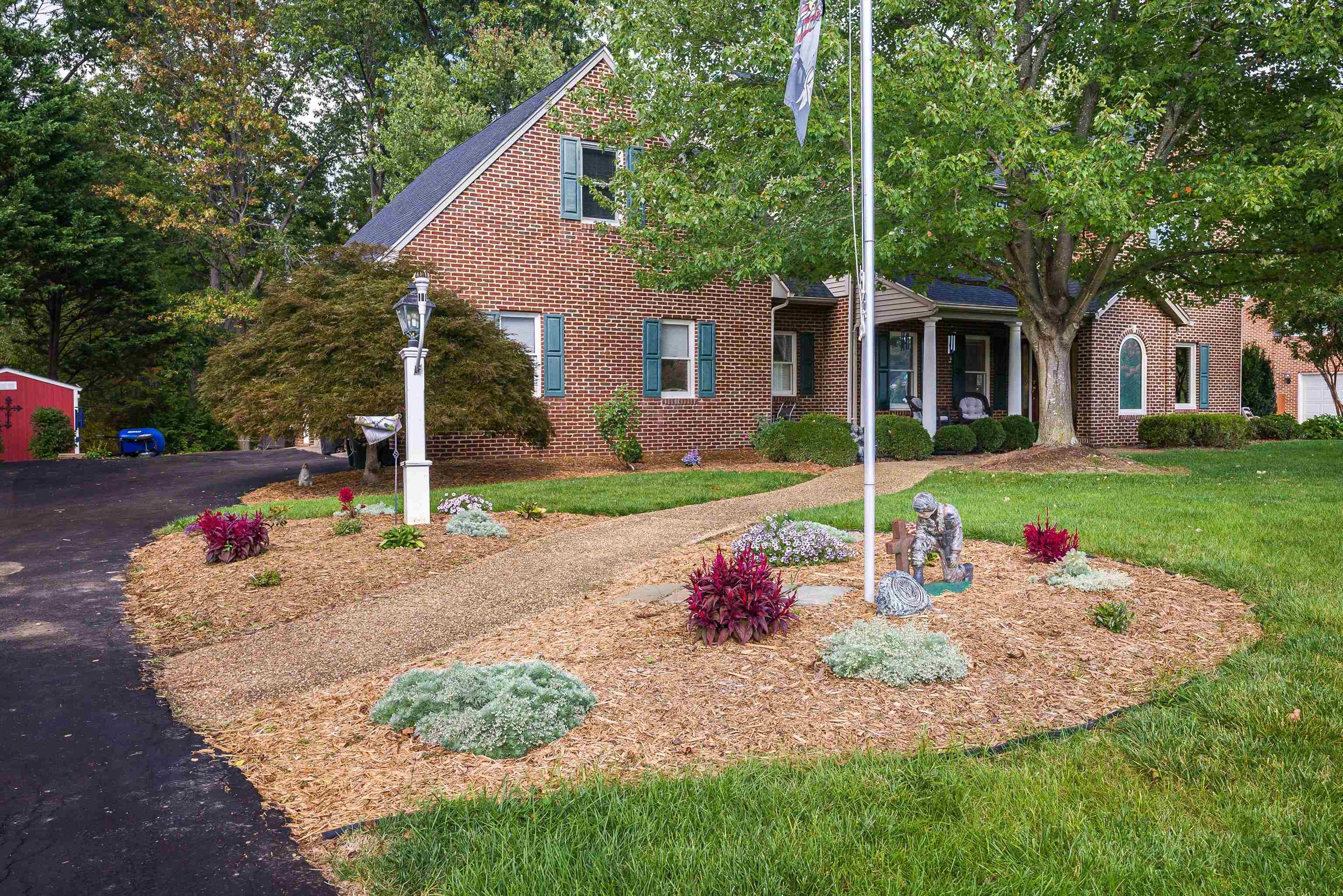 505 PELHAM DR, WAYNESBORO, Virginia 22980, 4 Bedrooms Bedrooms, ,2 BathroomsBathrooms,Residential,505 PELHAM DR,669606 MLS # 669606