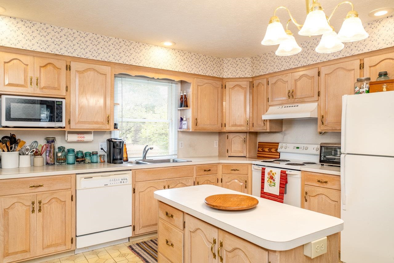 3346 REDBUD LN, HARRISONBURG, Virginia 22801, 5 Bedrooms Bedrooms, ,3 BathroomsBathrooms,Residential,3346 REDBUD LN,669608 MLS # 669608