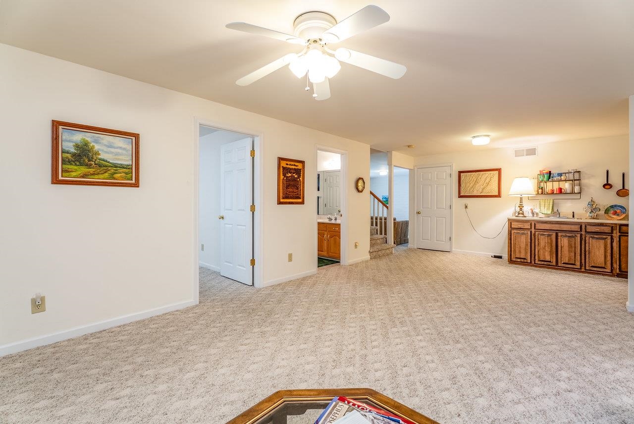 3346 REDBUD LN, HARRISONBURG, Virginia 22801, 5 Bedrooms Bedrooms, ,3 BathroomsBathrooms,Residential,3346 REDBUD LN,669608 MLS # 669608