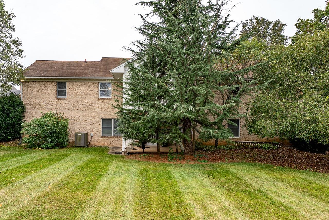3346 REDBUD LN, HARRISONBURG, Virginia 22801, 5 Bedrooms Bedrooms, ,3 BathroomsBathrooms,Residential,3346 REDBUD LN,669608 MLS # 669608