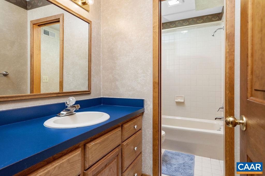 1228 LAUREL SPRINGS DR, WINTERGREEN RESORT, Virginia 22967, 5 Bedrooms Bedrooms, ,2 BathroomsBathrooms,Residential,1228 LAUREL SPRINGS DR,669613 MLS # 669613