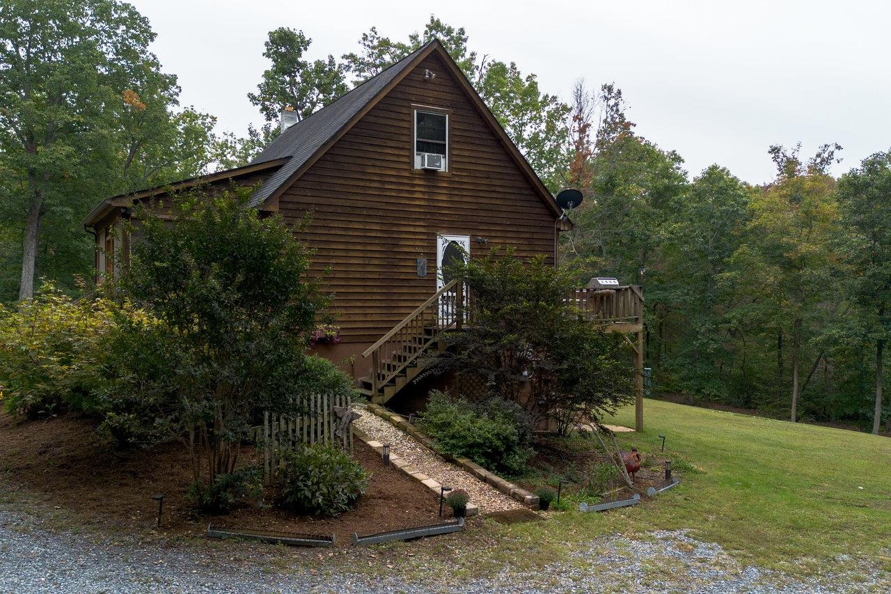 4679 MOUNTAIN FARM RD, ELKTON, Virginia 22827, 3 Bedrooms Bedrooms, ,2 BathroomsBathrooms,Residential,4679 MOUNTAIN FARM RD,669615 MLS # 669615