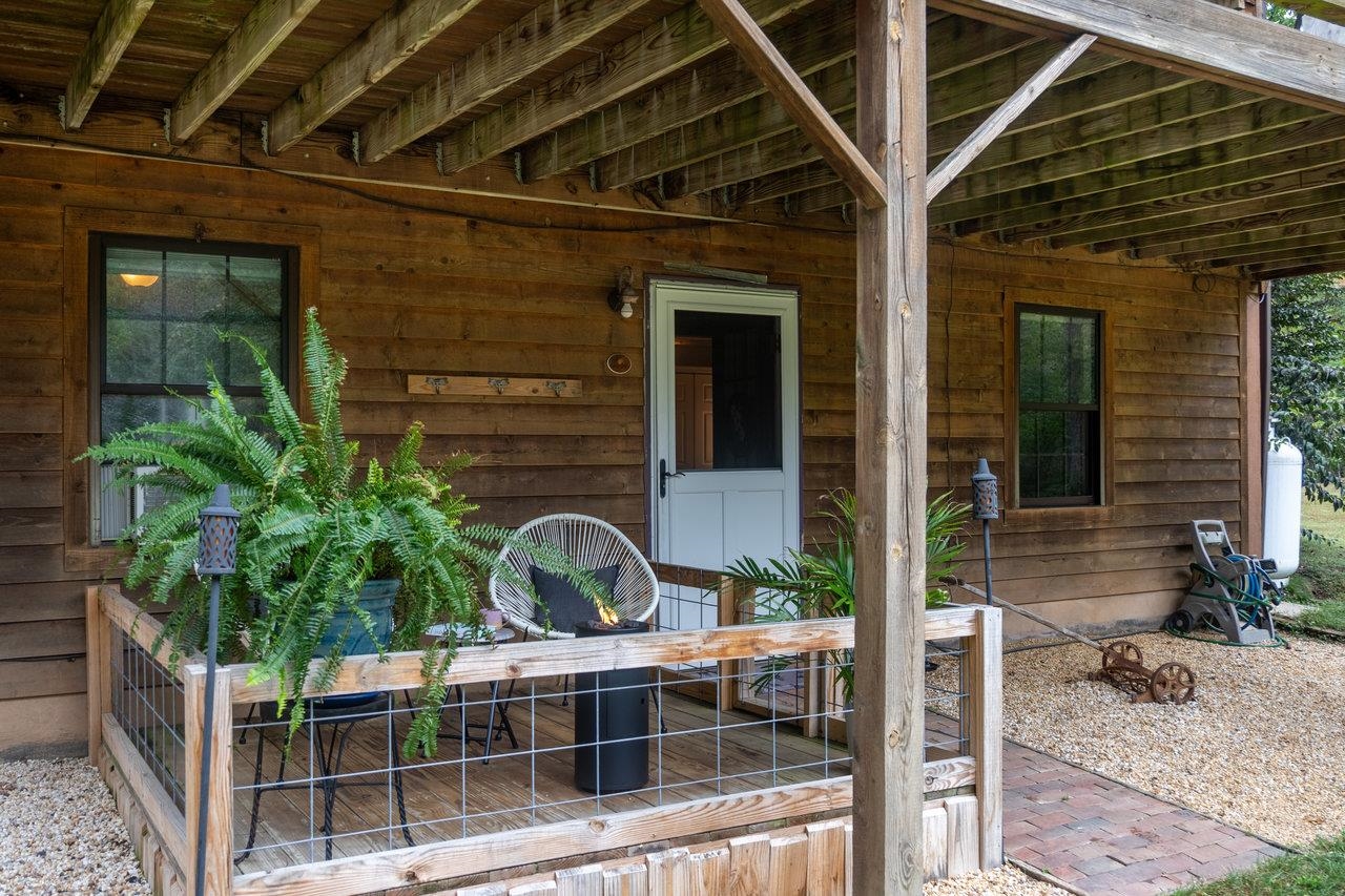 4679 MOUNTAIN FARM RD, ELKTON, Virginia 22827, 3 Bedrooms Bedrooms, ,2 BathroomsBathrooms,Residential,4679 MOUNTAIN FARM RD,669615 MLS # 669615