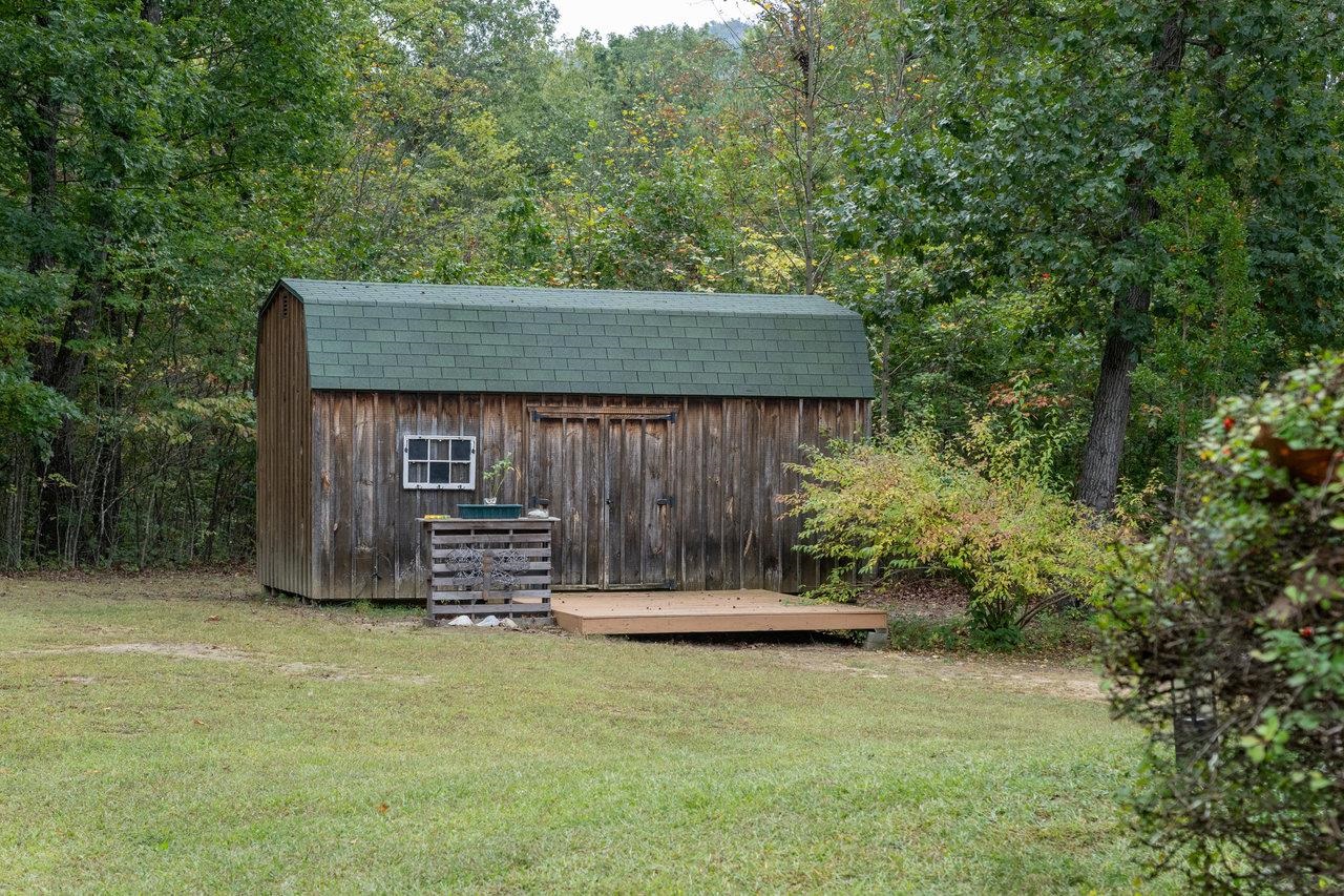 4679 MOUNTAIN FARM RD, ELKTON, Virginia 22827, 3 Bedrooms Bedrooms, ,2 BathroomsBathrooms,Residential,4679 MOUNTAIN FARM RD,669615 MLS # 669615
