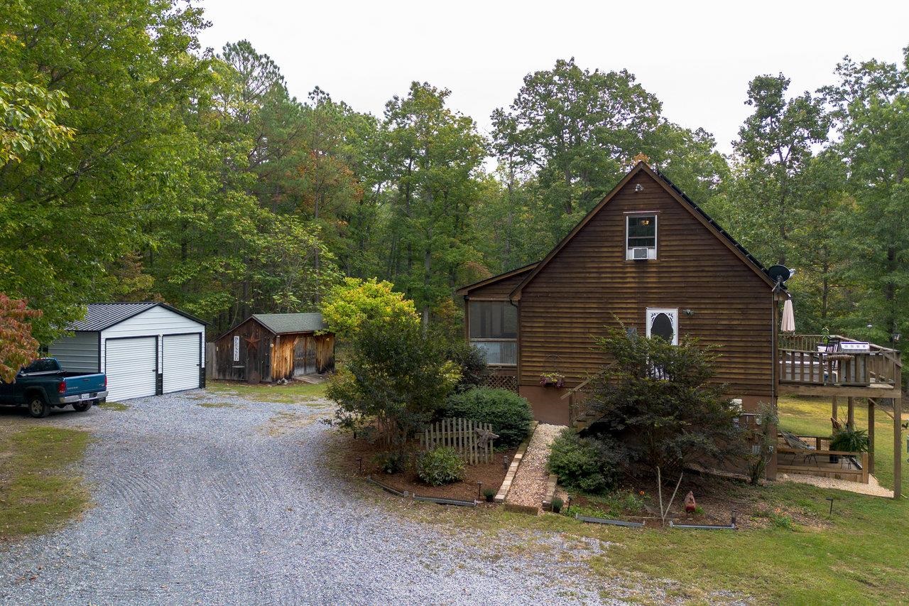 4679 MOUNTAIN FARM RD, ELKTON, Virginia 22827, 3 Bedrooms Bedrooms, ,2 BathroomsBathrooms,Residential,4679 MOUNTAIN FARM RD,669615 MLS # 669615