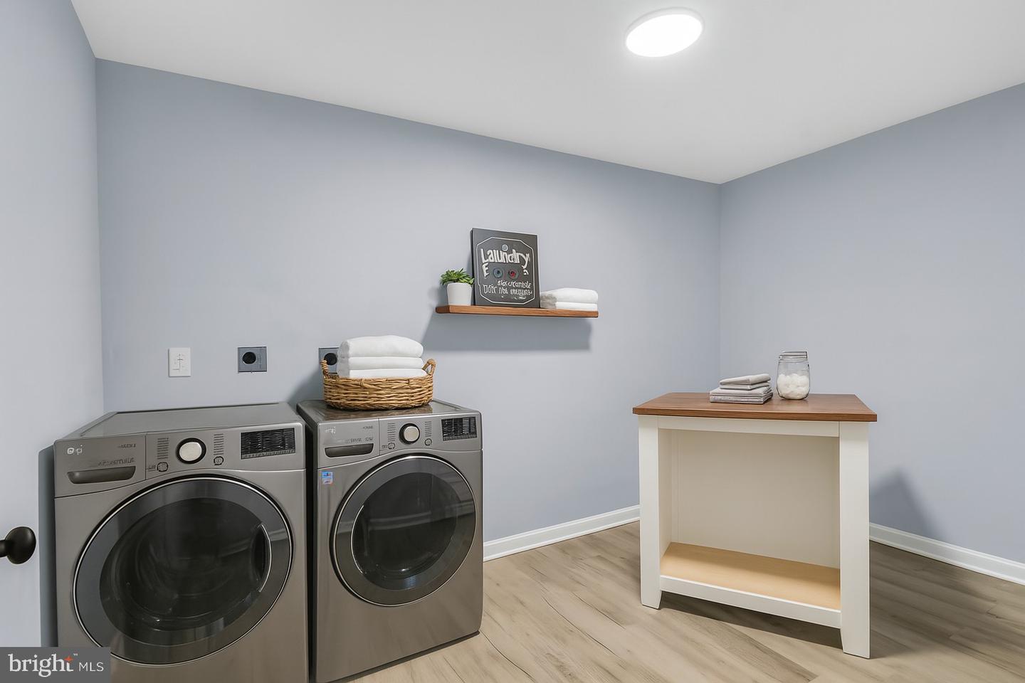 7401 LOUGHBORO LN, SPRINGFIELD, Virginia 22150, 5 Bedrooms Bedrooms, ,3 BathroomsBathrooms,Residential,For sale,7401 LOUGHBORO LN,VAFX2253142 MLS # VAFX2253142