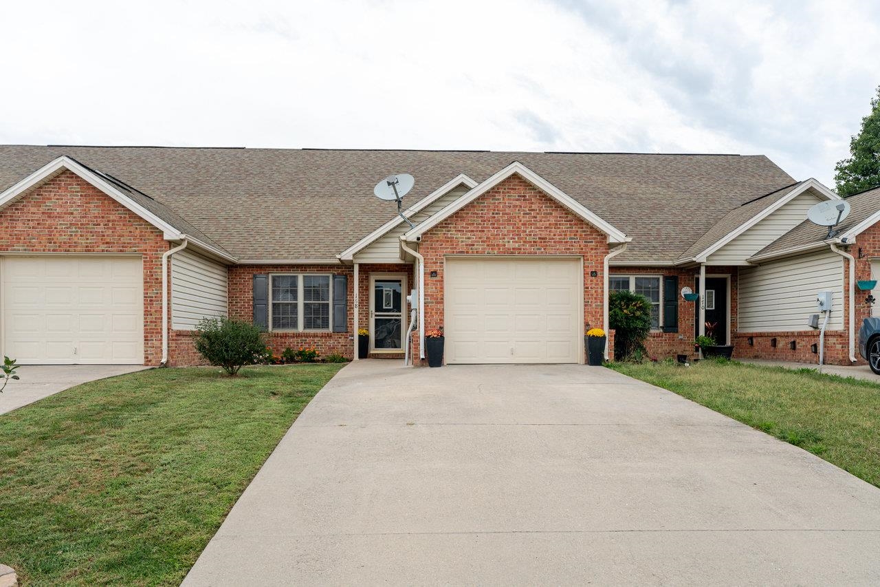 168 ALGER LN, BROADWAY, Virginia 22815, 3 Bedrooms Bedrooms, ,2 BathroomsBathrooms,Residential,168 ALGER LN,669616 MLS # 669616