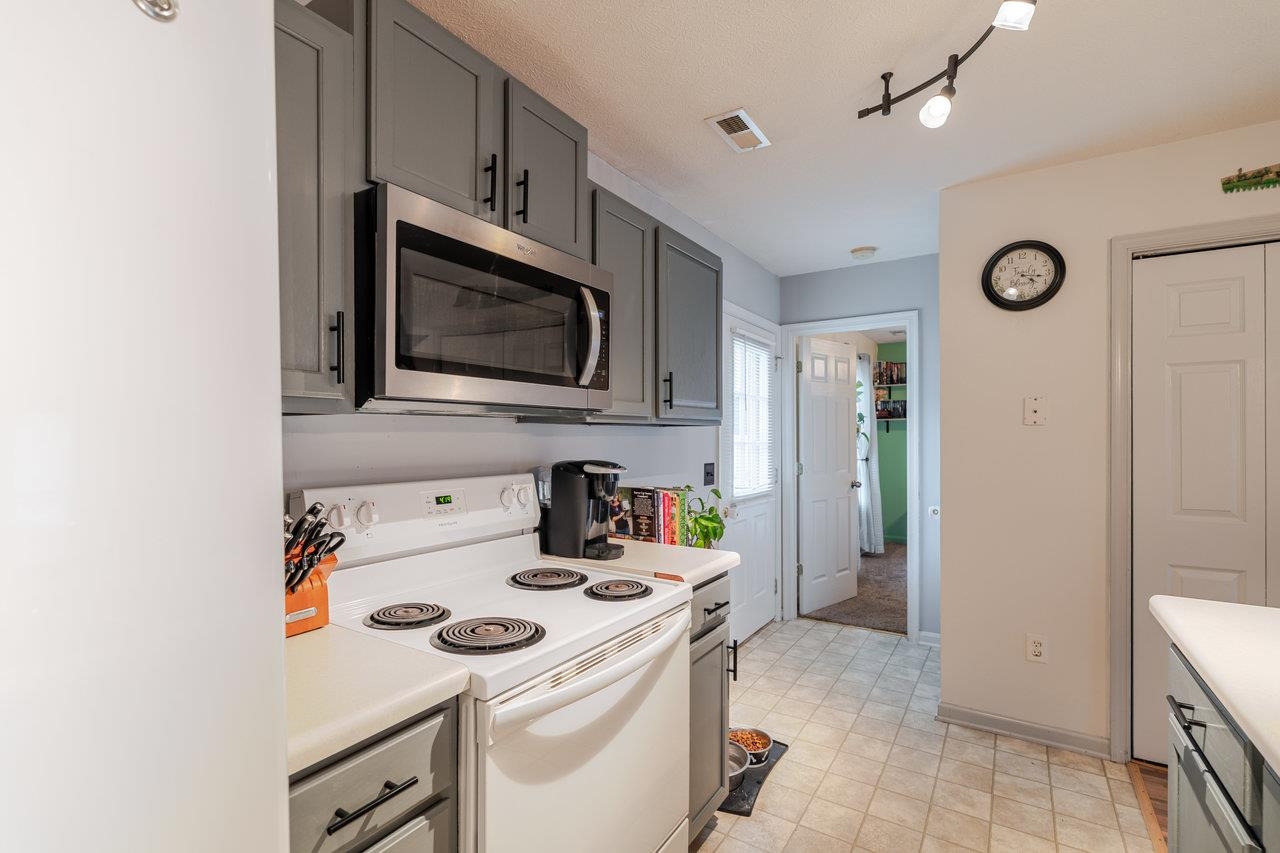 168 ALGER LN, BROADWAY, Virginia 22815, 3 Bedrooms Bedrooms, ,2 BathroomsBathrooms,Residential,168 ALGER LN,669616 MLS # 669616