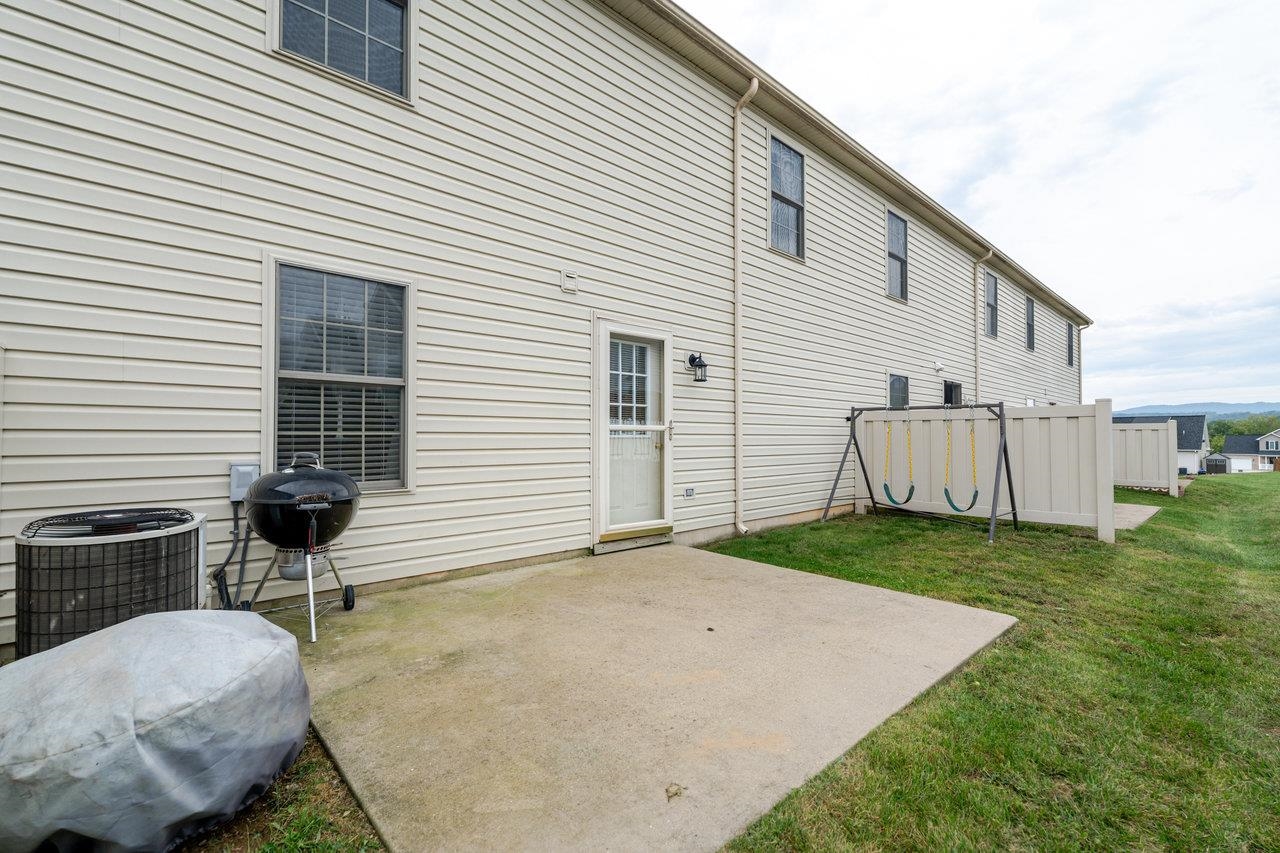 168 ALGER LN, BROADWAY, Virginia 22815, 3 Bedrooms Bedrooms, ,2 BathroomsBathrooms,Residential,168 ALGER LN,669616 MLS # 669616