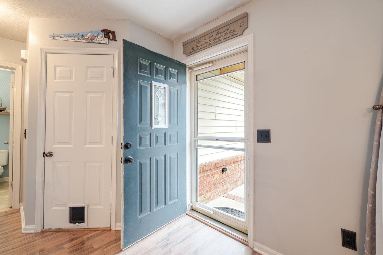 168 ALGER LN, BROADWAY, Virginia 22815, 3 Bedrooms Bedrooms, ,2 BathroomsBathrooms,Residential,168 ALGER LN,669616 MLS # 669616