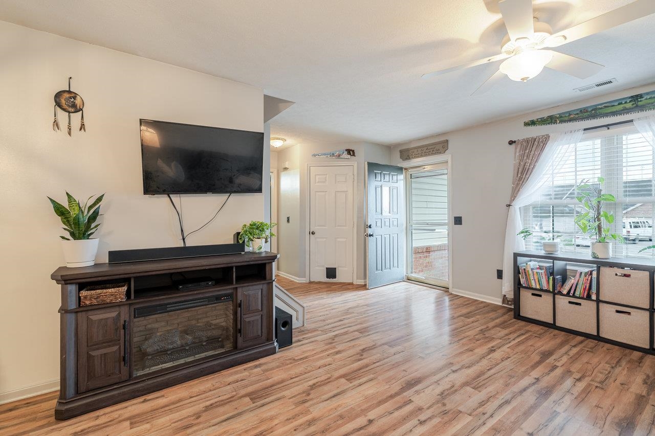 168 ALGER LN, BROADWAY, Virginia 22815, 3 Bedrooms Bedrooms, ,2 BathroomsBathrooms,Residential,168 ALGER LN,669616 MLS # 669616