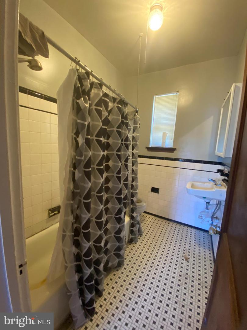 3412 ALABAMA AVE SE, WASHINGTON, District Of Columbia 20020, 5 Bedrooms Bedrooms, ,5 BathroomsBathrooms,Residential,For sale,3412 ALABAMA AVE SE,DCDC2212332 MLS # DCDC2212332