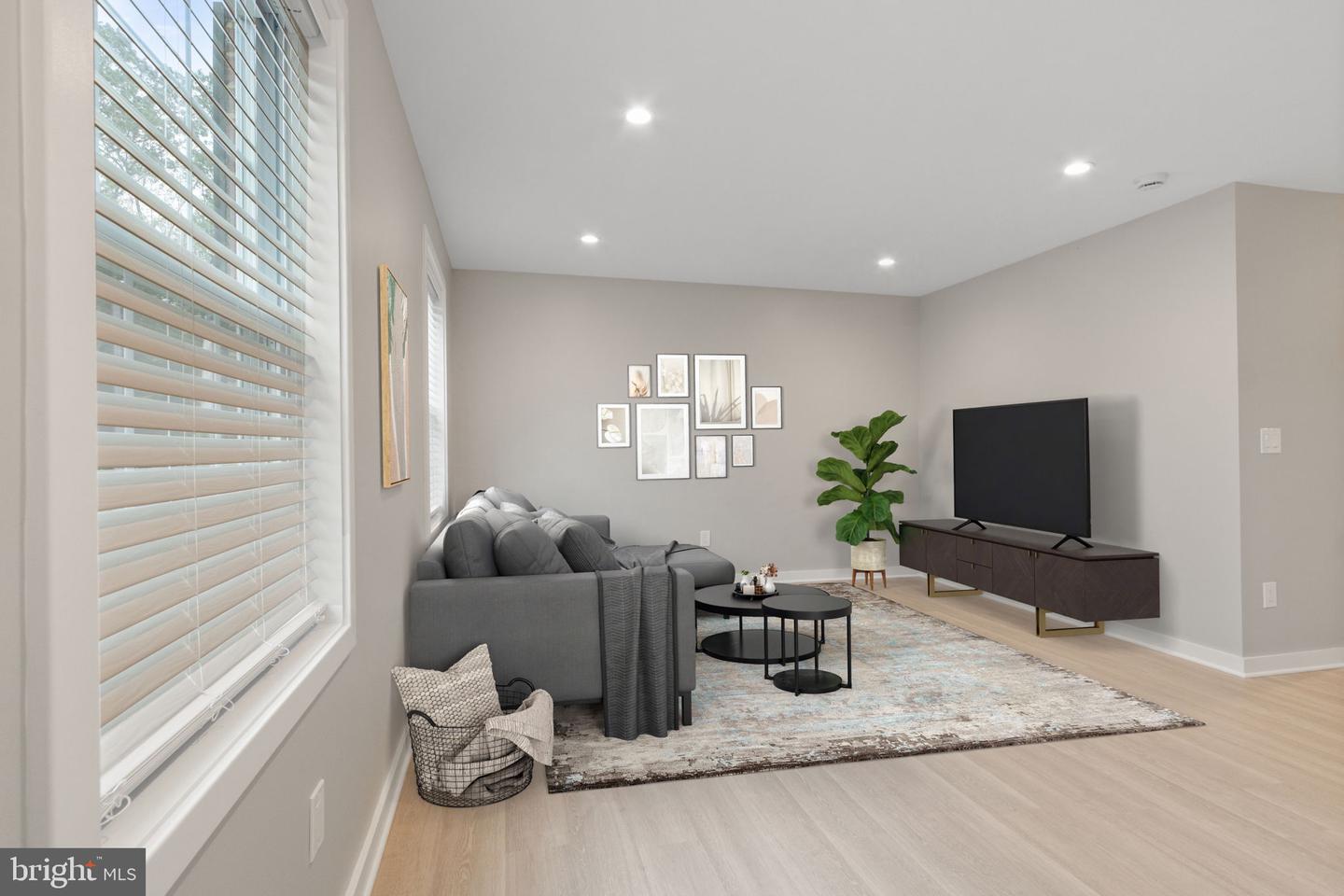 3371 BRECKENRIDGE CT, ANNANDALE, Virginia 22003, 4 Bedrooms Bedrooms, ,3 BathroomsBathrooms,Residential,For sale,3371 BRECKENRIDGE CT,VAFX2259576 MLS # VAFX2259576