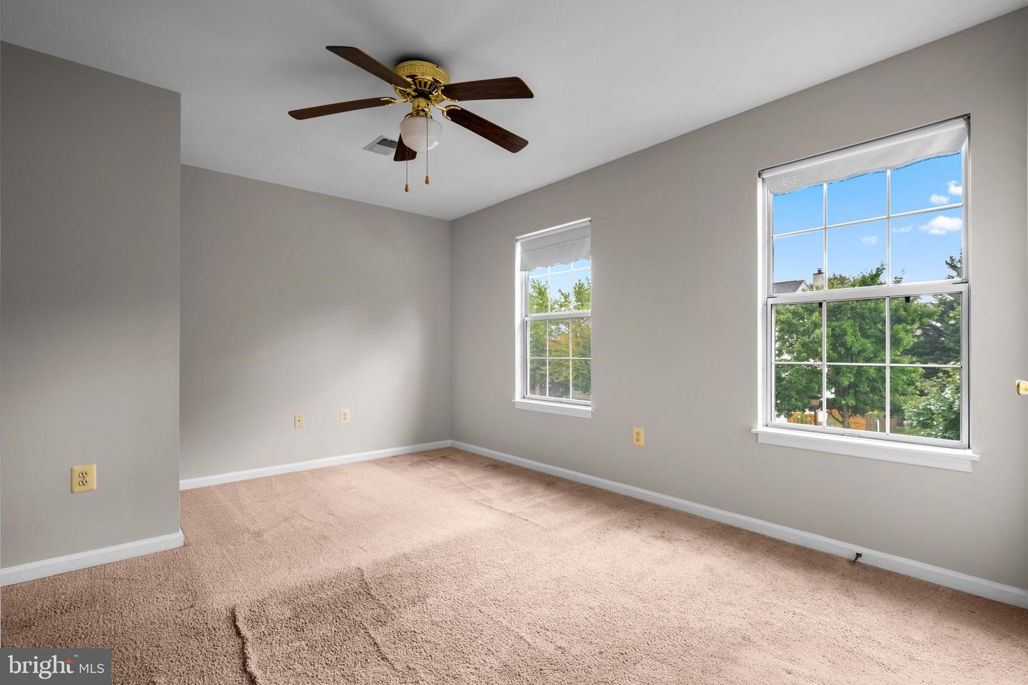 7338 RHONDDA DR, LORTON, Virginia 22079, 3 Bedrooms Bedrooms, ,2 BathroomsBathrooms,Residential,For sale,7338 RHONDDA DR,VAFX2263226 MLS # VAFX2263226