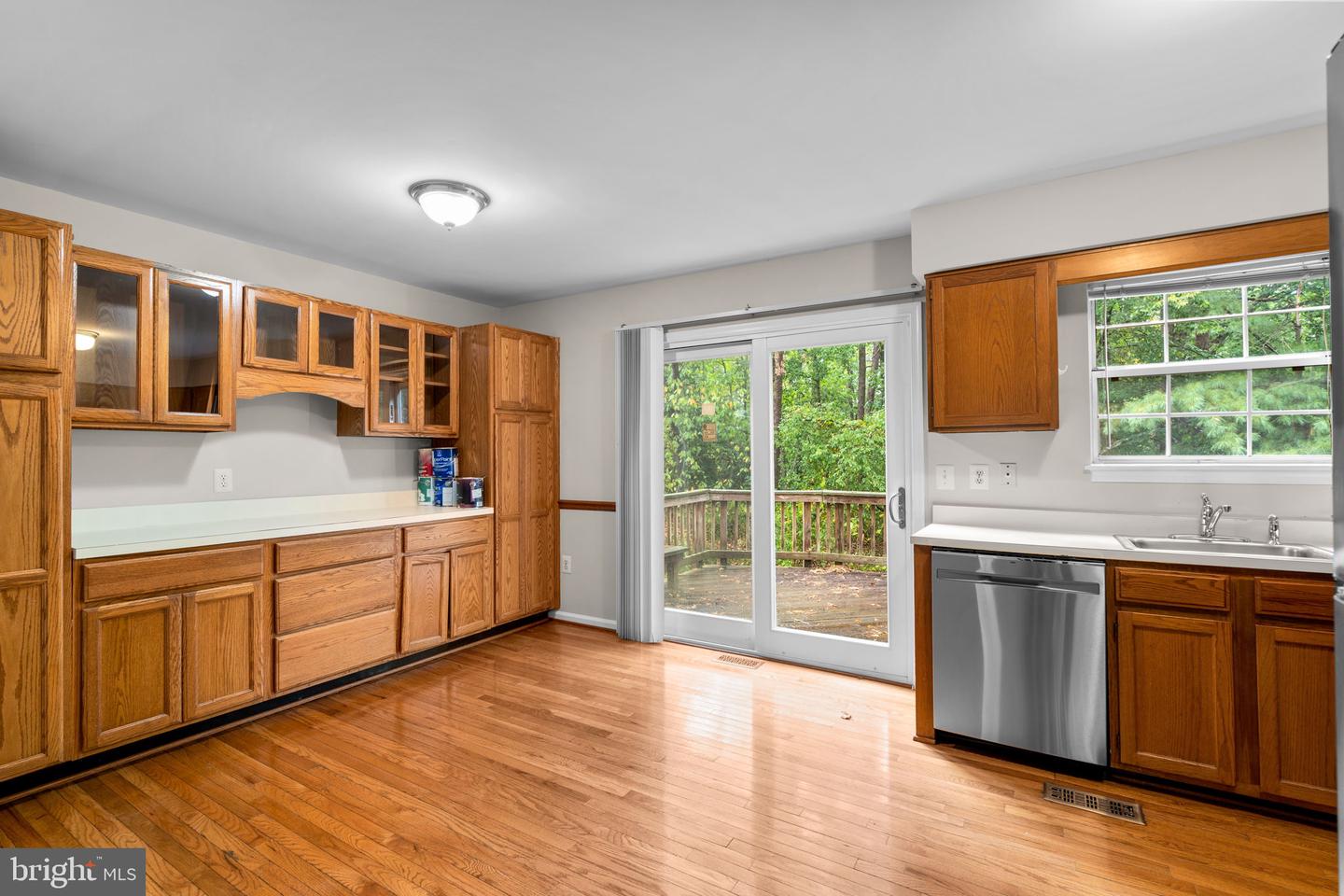 7338 RHONDDA DR, LORTON, Virginia 22079, 3 Bedrooms Bedrooms, ,2 BathroomsBathrooms,Residential,For sale,7338 RHONDDA DR,VAFX2263226 MLS # VAFX2263226