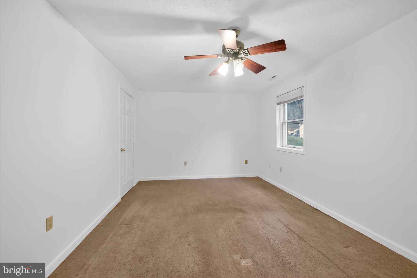315 CHINKAPIN DR, STEPHENS CITY, Virginia 22655, 4 Bedrooms Bedrooms, ,2 BathroomsBathrooms,Residential,For sale,315 CHINKAPIN DR,VAFV2036578 MLS # VAFV2036578