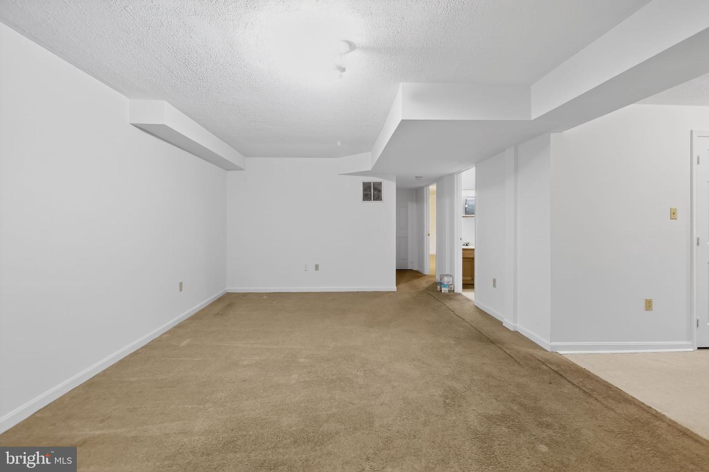 315 CHINKAPIN DR, STEPHENS CITY, Virginia 22655, 4 Bedrooms Bedrooms, ,2 BathroomsBathrooms,Residential,For sale,315 CHINKAPIN DR,VAFV2036578 MLS # VAFV2036578