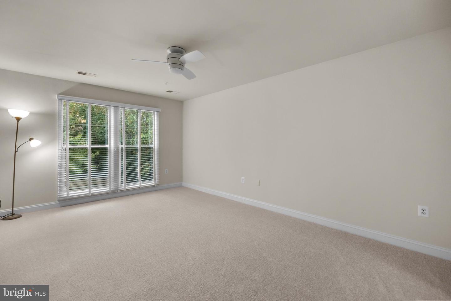 2905 SAINTSBURY PLZ #315, FAIRFAX, Virginia 22031, 2 Bedrooms Bedrooms, ,2 BathroomsBathrooms,Residential,For sale,2905 SAINTSBURY PLZ #315,VAFX2265804 MLS # VAFX2265804